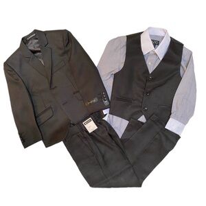 NWT Tazio Black Boys Suit Size 5 Jacket, Vest, Shirt, Pants 4 Piece Set Child